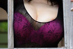 Original 1600 px/ 1065 px