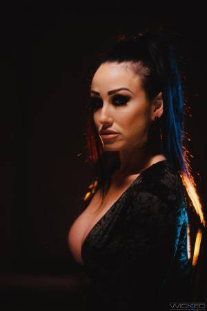 Original 1280 px/ 1919 px