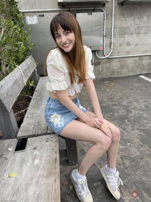 Original 2250 px/ 3000 px