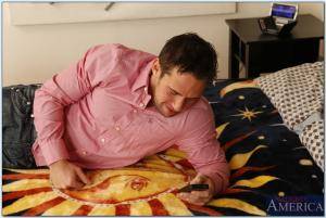 Original 850 px/ 571 px