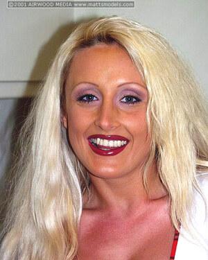 Original 546 px/ 683 px