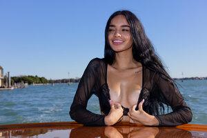 Original 8192 px/ 5464 px