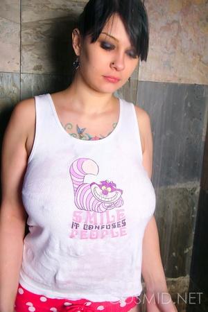 Original 1067 px/ 1600 px