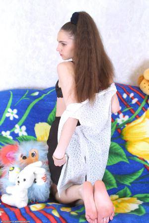 Original 682 px/ 1024 px