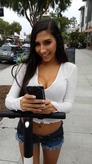 Original 1080 px/ 1920 px