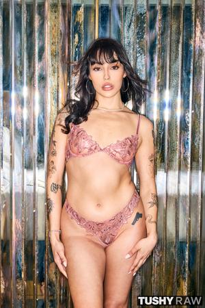 Original 2000 px/ 2999 px