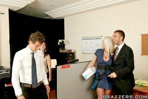 Original 900 px/ 599 px