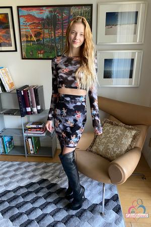 Original 2000 px/ 3000 px