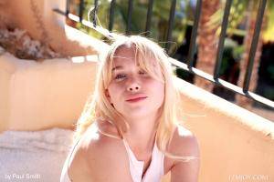 Original 5000 px/ 3334 px