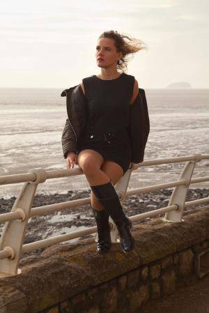 Original 854 px/ 1280 px