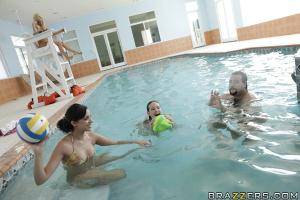 Original 900 px/ 600 px