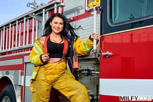 Original 2999 px/ 2000 px