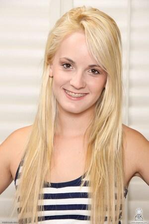 Original 1067 px/ 1600 px