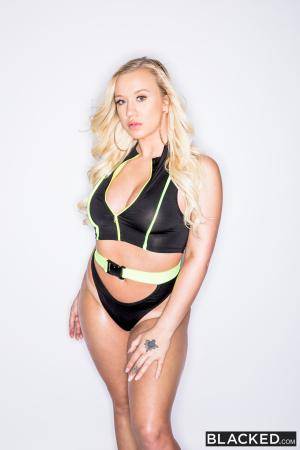 Original 2000 px/ 3000 px