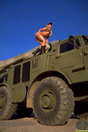 Original 683 px/ 1024 px