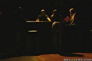 Original 900 px/ 599 px