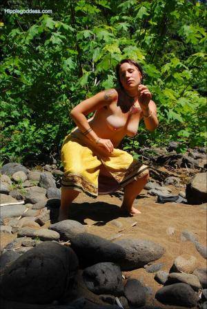 Original 857 px/ 1280 px