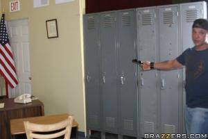 Original 900 px/ 600 px