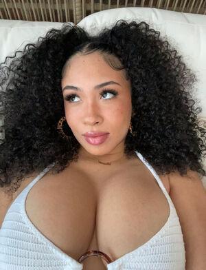 Original 1147 px/ 1500 px