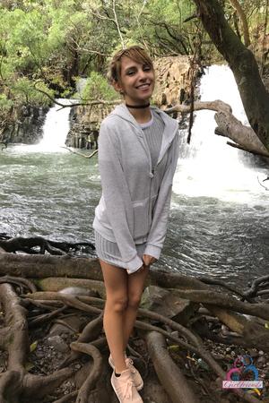 Original 2000 px/ 3000 px