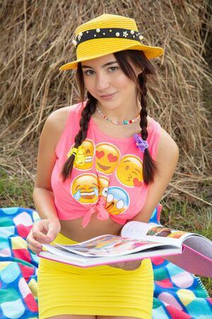 Original 854 px/ 1280 px