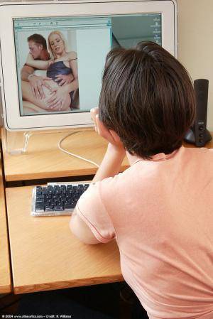 Original 684 px/ 1024 px