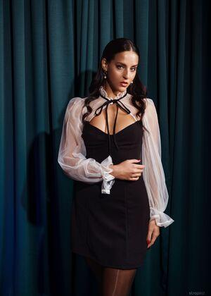 Original 3000 px/ 4200 px