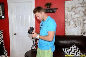 Original 1617 px/ 1080 px