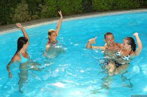 Original 2495 px/ 1663 px