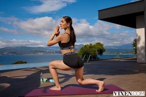 Original 2999 px/ 2000 px