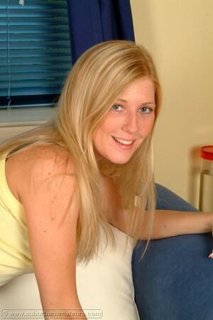 Original 682 px/ 1024 px