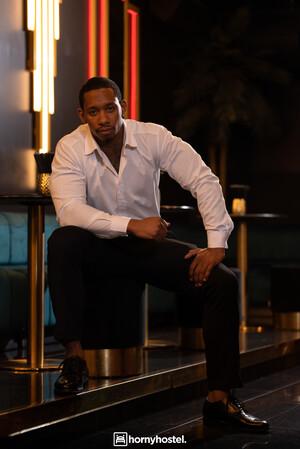 Original 2565 px/ 3840 px