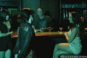 Original 900 px/ 599 px