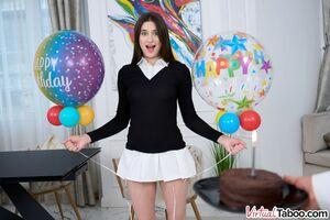 Original 3000 px/ 1999 px