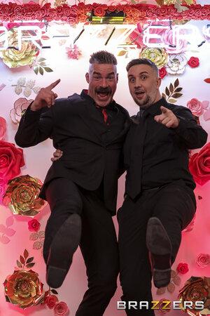 Original 2000 px/ 3000 px