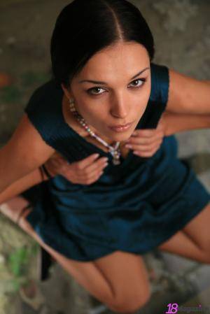 Original 854 px/ 1280 px