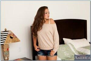 Original 850 px/ 571 px