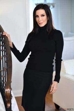 Original 3200 px/ 4800 px