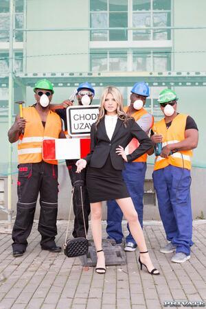 Original 1067 px/ 1600 px