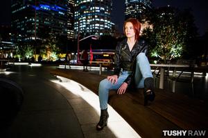 Original 3000 px/ 2000 px