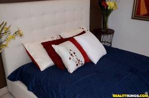 Original 3840 px/ 2542 px