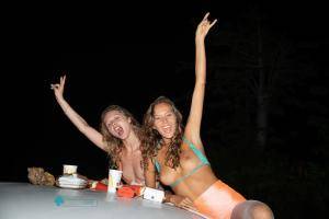 #Clover - Party Girls