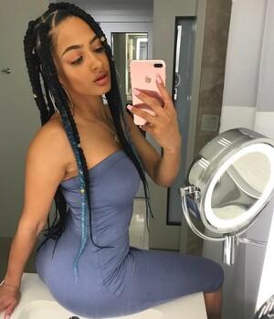 Original 1080 px/ 1255 px