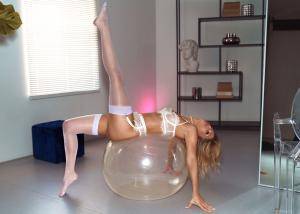 Original 4200 px/ 3000 px