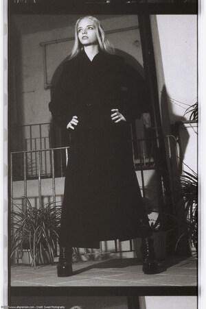 Original 1021 px/ 1536 px