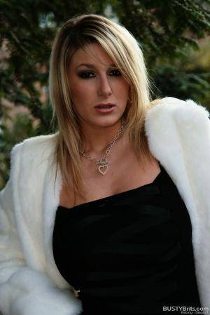 Original 854 px/ 1280 px