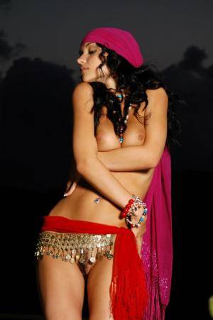 Original 681 px/ 1024 px