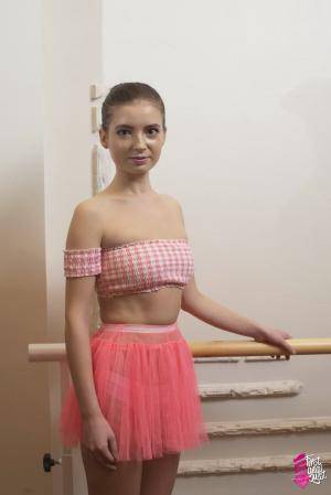 Original 854 px/ 1280 px