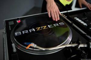 Original 2495 px/ 1663 px