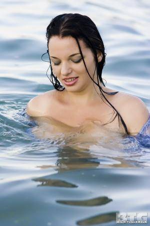 Original 1024 px/ 1536 px